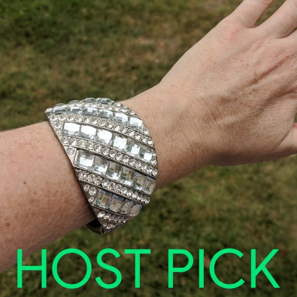Host Pick Bling Cocktail Bracket Bracelet 15$